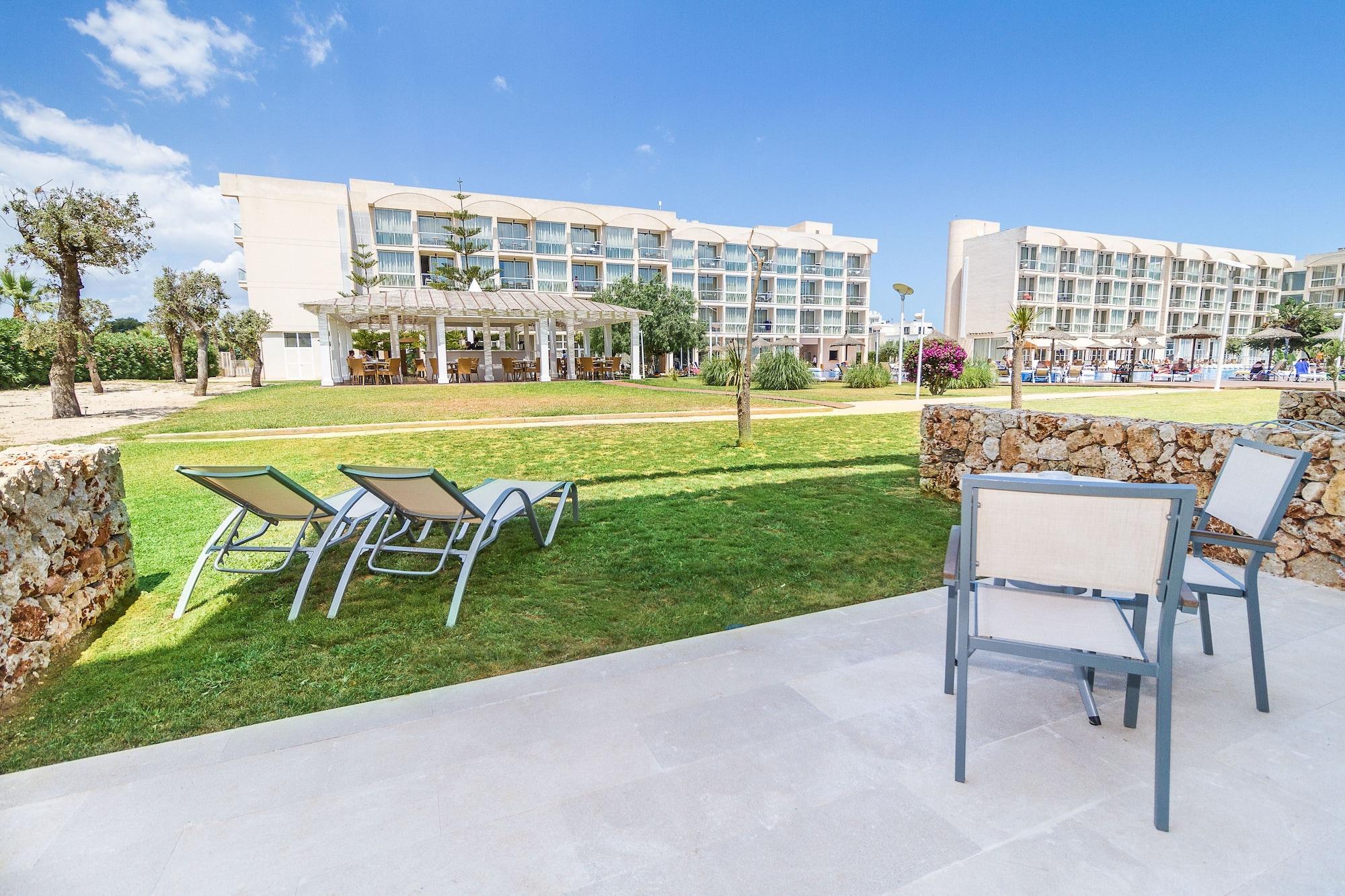Apartamento Zafiro Alzinar Mar Adults Only - Refurbished 2025 Can Picafort  Exterior foto