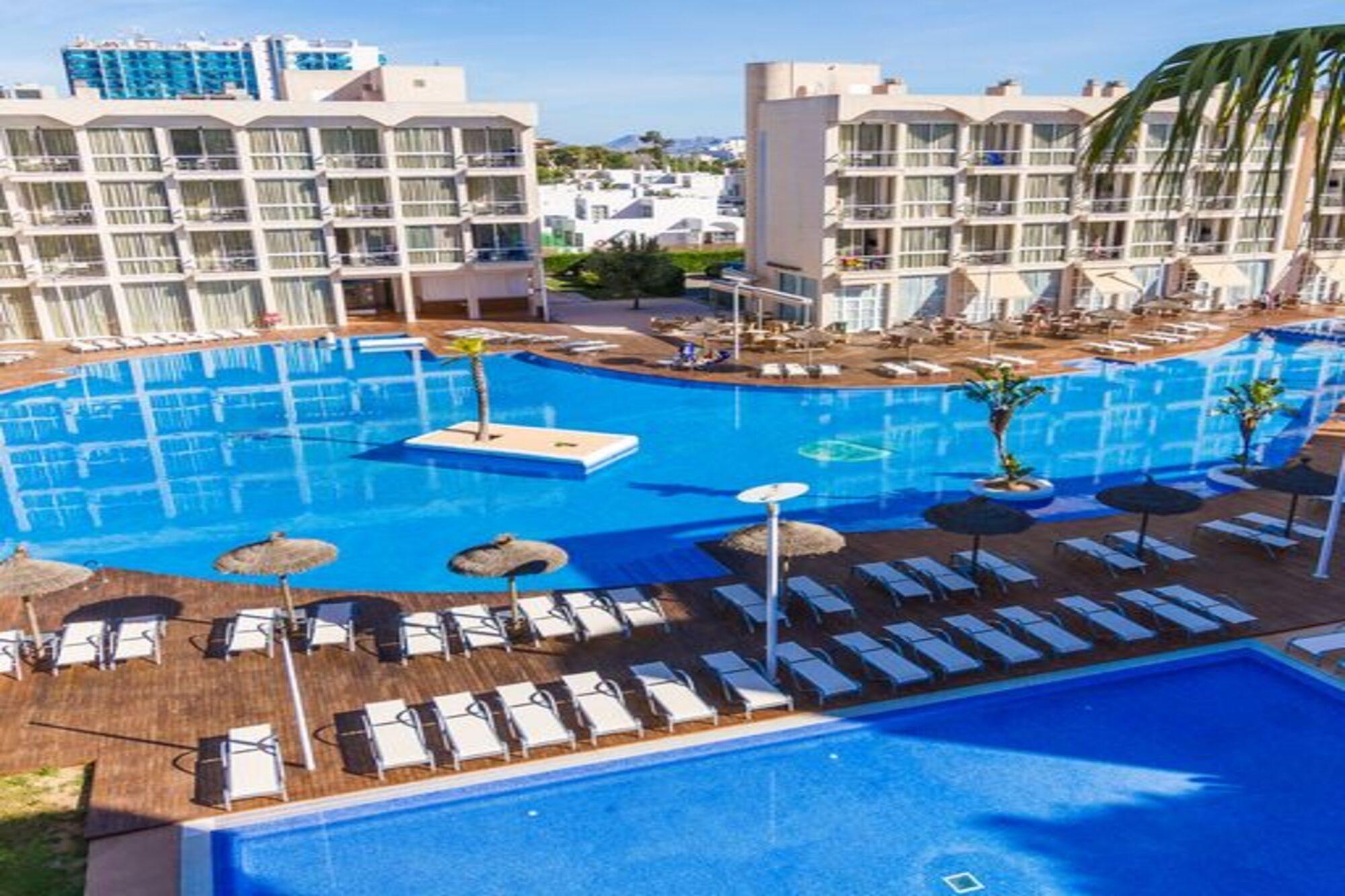 Apartamento Zafiro Alzinar Mar Adults Only - Refurbished 2025 Can Picafort  Exterior foto