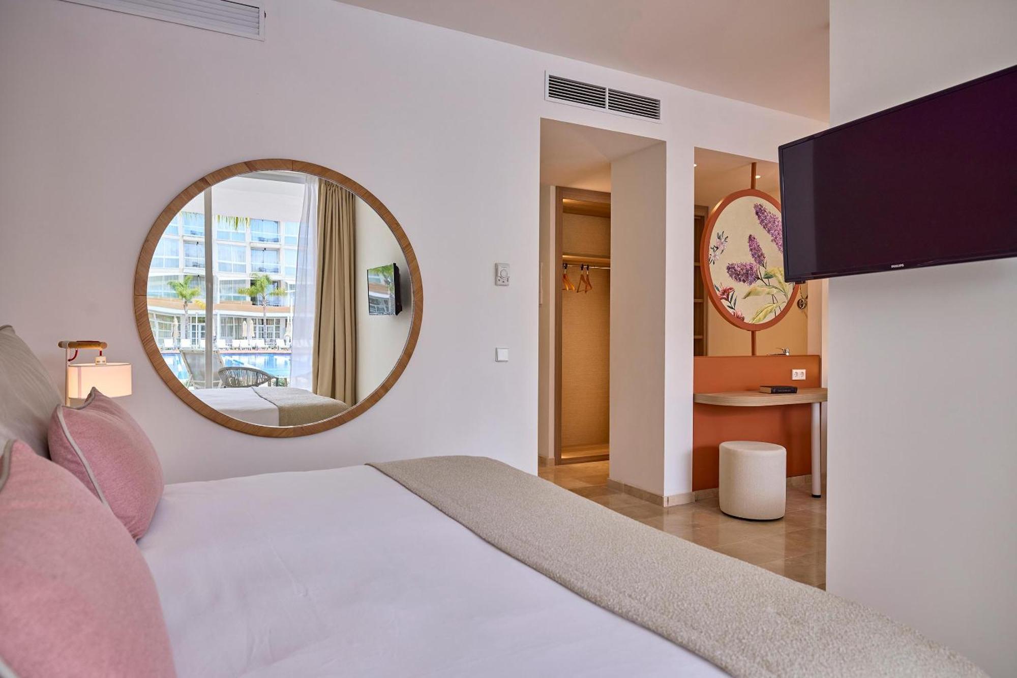 Apartamento Zafiro Alzinar Mar Adults Only - Refurbished 2025 Can Picafort  Exterior foto